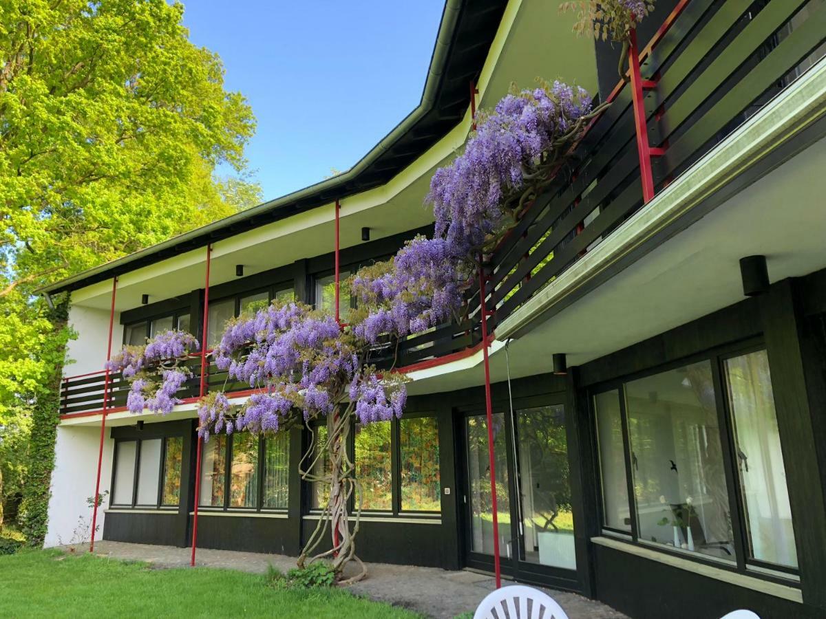 Villa Am Huelser Berg Naehe Duesseldorf เครเฟลด์ ภายนอก รูปภาพ