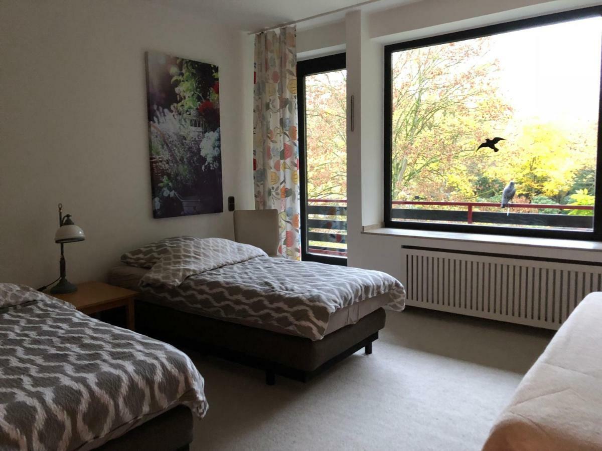 Villa Am Huelser Berg Naehe Duesseldorf เครเฟลด์ ภายนอก รูปภาพ