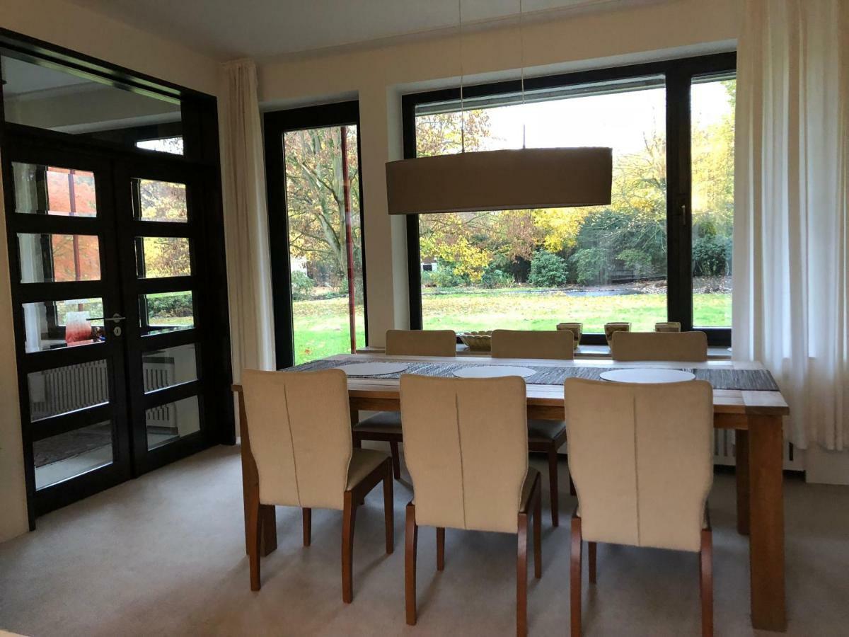 Villa Am Huelser Berg Naehe Duesseldorf เครเฟลด์ ภายนอก รูปภาพ
